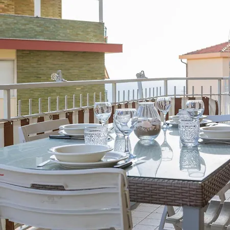 Apartament H11 Silver House San Remo