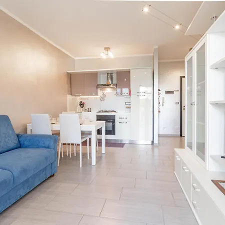 H11 Silver House Apartment Sanremo